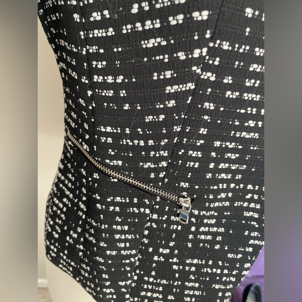Nine West black and white light weight blazer size 4 NWOT - Picture 4 of 15